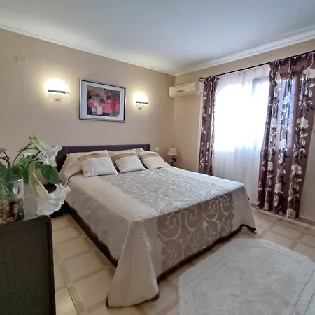 Casa Luna Llena فيلة كاليبي